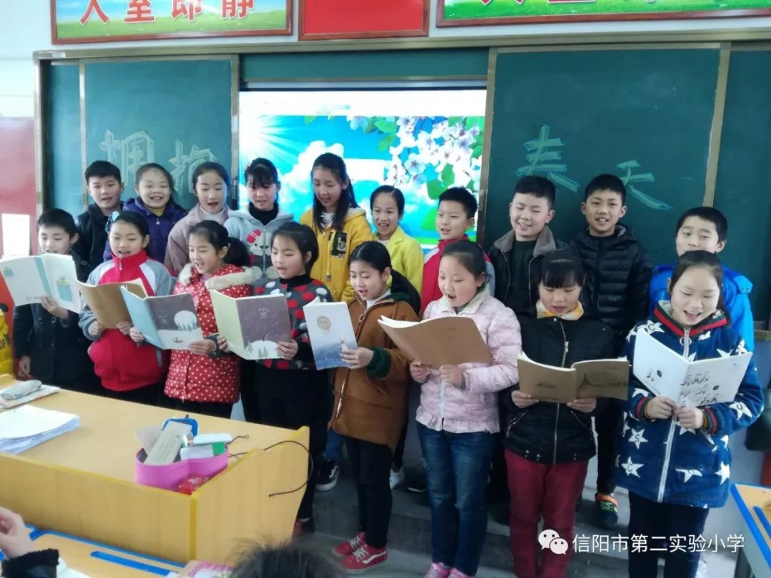诗书画咏春 春色满校园——信阳市第二实验小学“赞美春天”系列活动